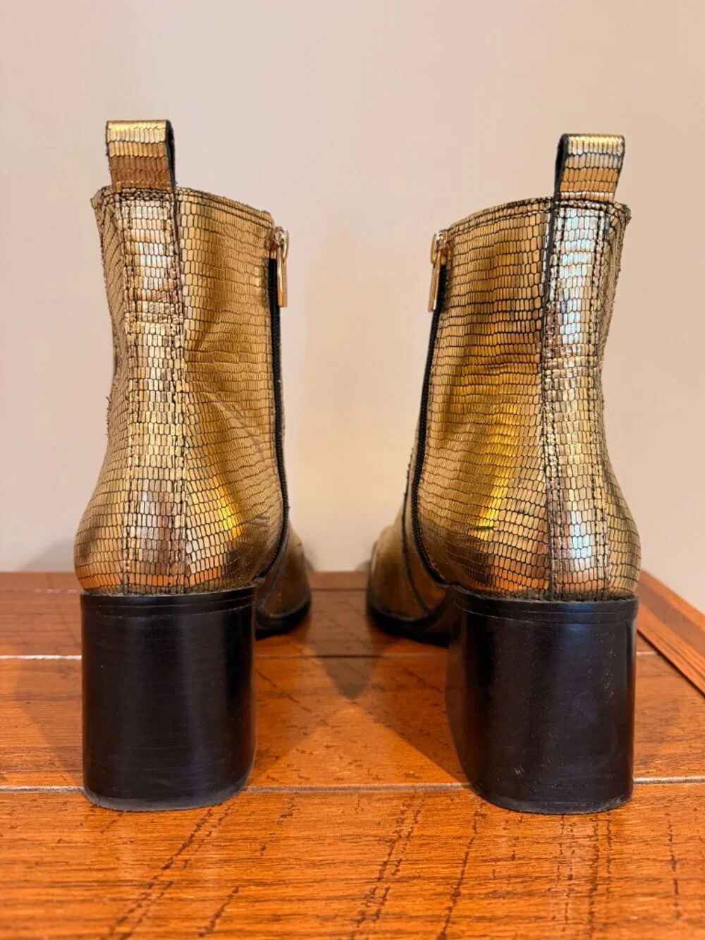 Vince Camuto Sojetta Square Toe Bootie Gold Metallic Leather Women's Size 9.5 M